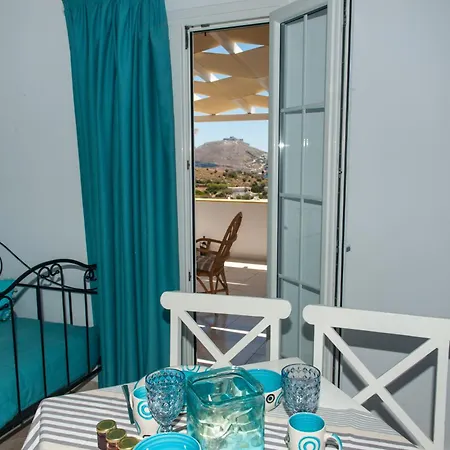 Saraya 아파트호텔