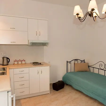 Lejlighedshotel Saraya Alinda (Leros)